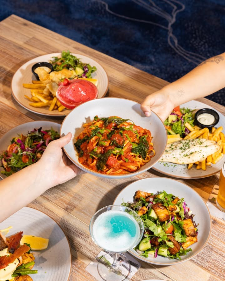 Featured image for “Weekend Dining at Illawarra Yacht Club: Relax with Lake Views & Cold Drinks”